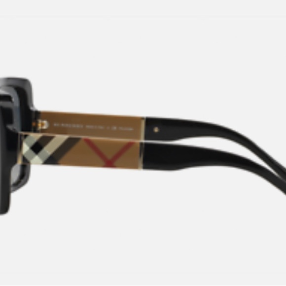 Brand New Burberry Sunglasses - Picture 2 of 2